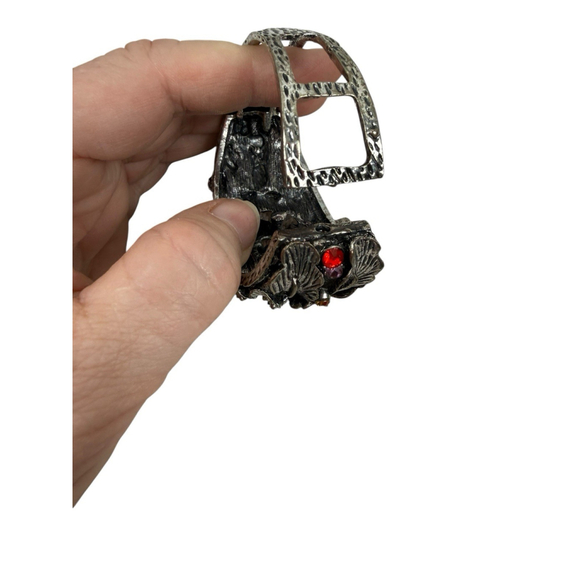 Colorful And Oilspill Cuff Bracelet - Picture 5 of 5